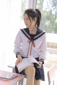 铃村爱里番号